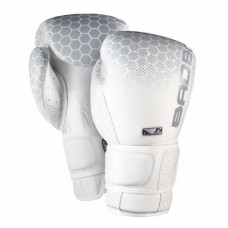 Боксерские перчатки Bad Boy Legacy 2.0 White 12 ун.
