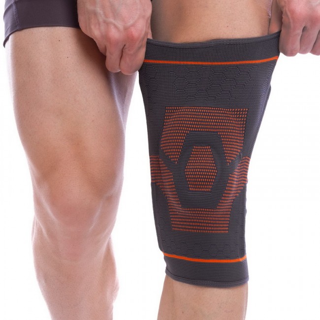 Бандаж наколенник EasyFit фиксатор коленного сустава (S-M)