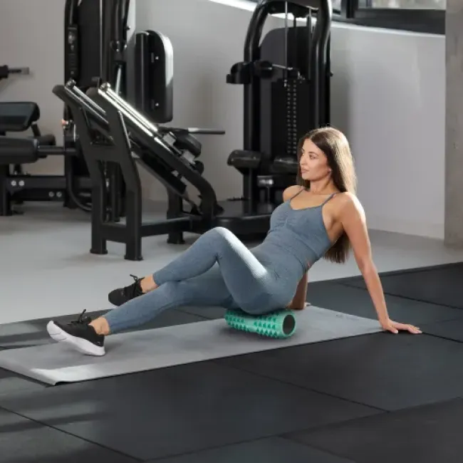 Массажный ролик Gymtek для йоги и фитнеса EVA 33*11см мятный