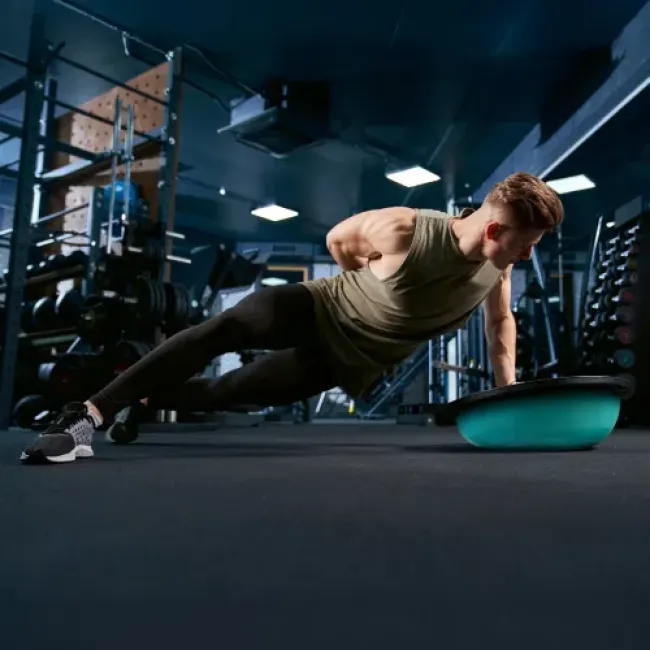 Балансировочная полусфера Gymtek Flex Core Half Ball 58см с эспандерами + голубой насос