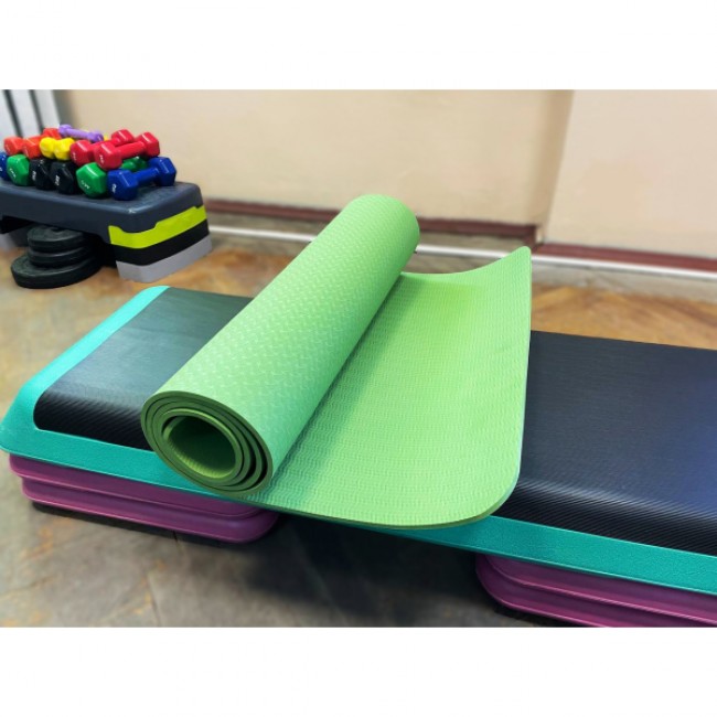 Мат гимнастический для йоги Jaguar 183x61x0,6 см зеленый.