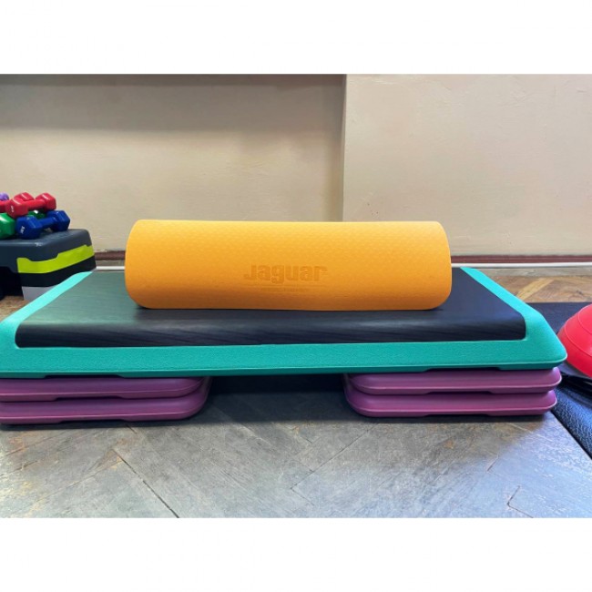 Мат гимнастический для йоги Jaguar 183x61x0,6 см оранжевый.