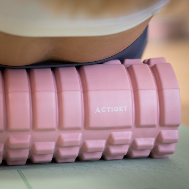 Массажный ролик Actiget EVA 33 x 13.5 см (валик, роллер) ACT0030 Light Pink