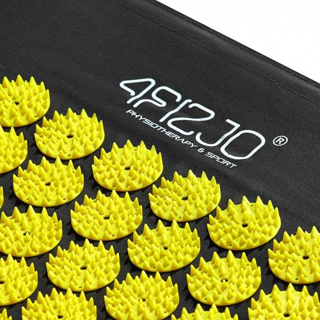 Аплікатор Кузнєцова / Масажний килимок акупунктурний 4FIZJO 72 x 42 см 4FJ0231 Black / Yellow